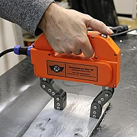 Портативный электромагнит для магнитопорошковой дефектоскопии ЭМА-100